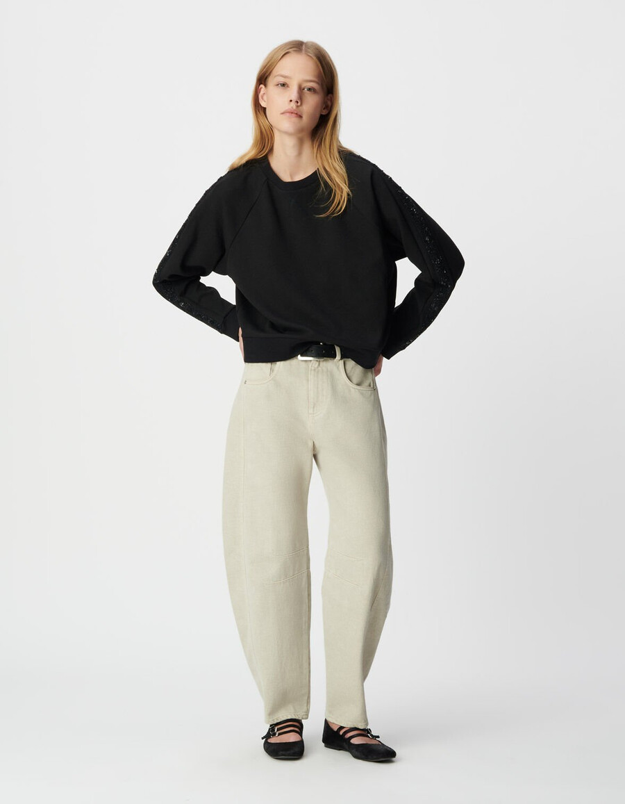 sudadera negra de gran tamaño para mujer con mangas abullonadas
