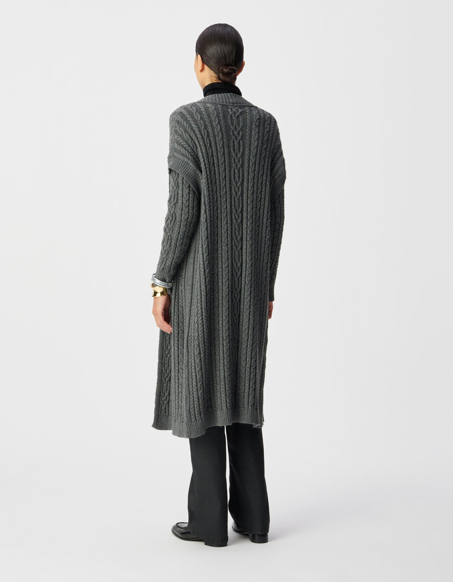 cárdigan largo de punto trenzado gris para mujer