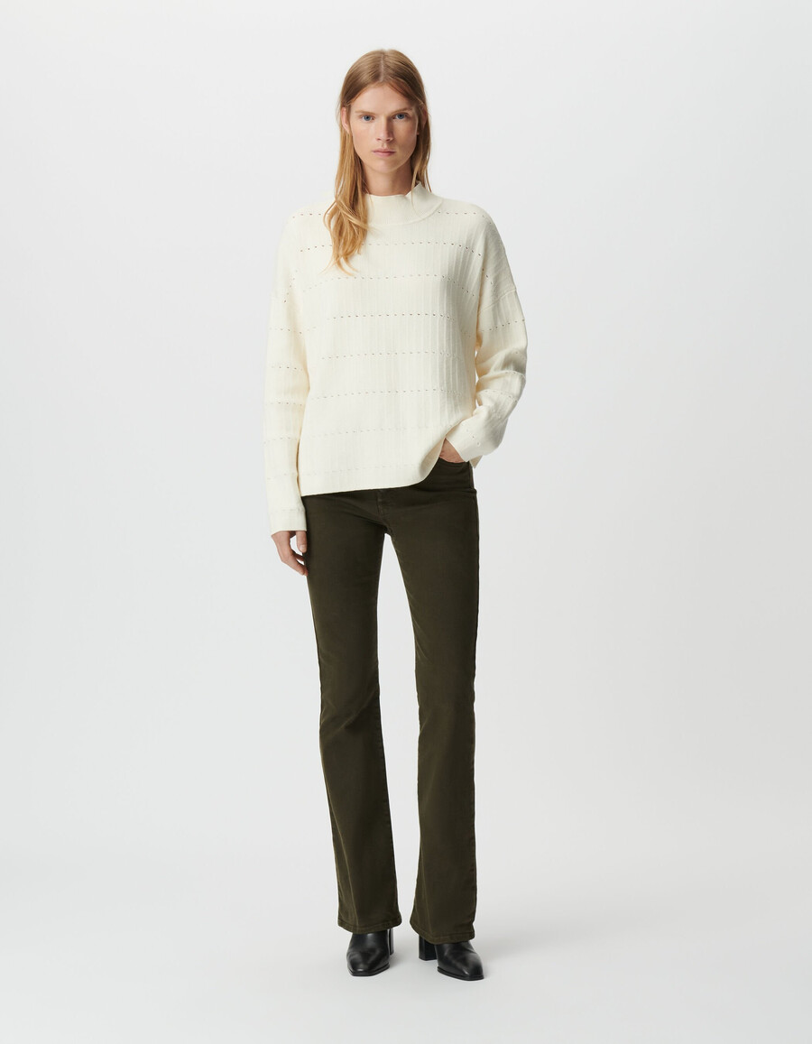 suéter de punto calado decorativo blanco para mujer