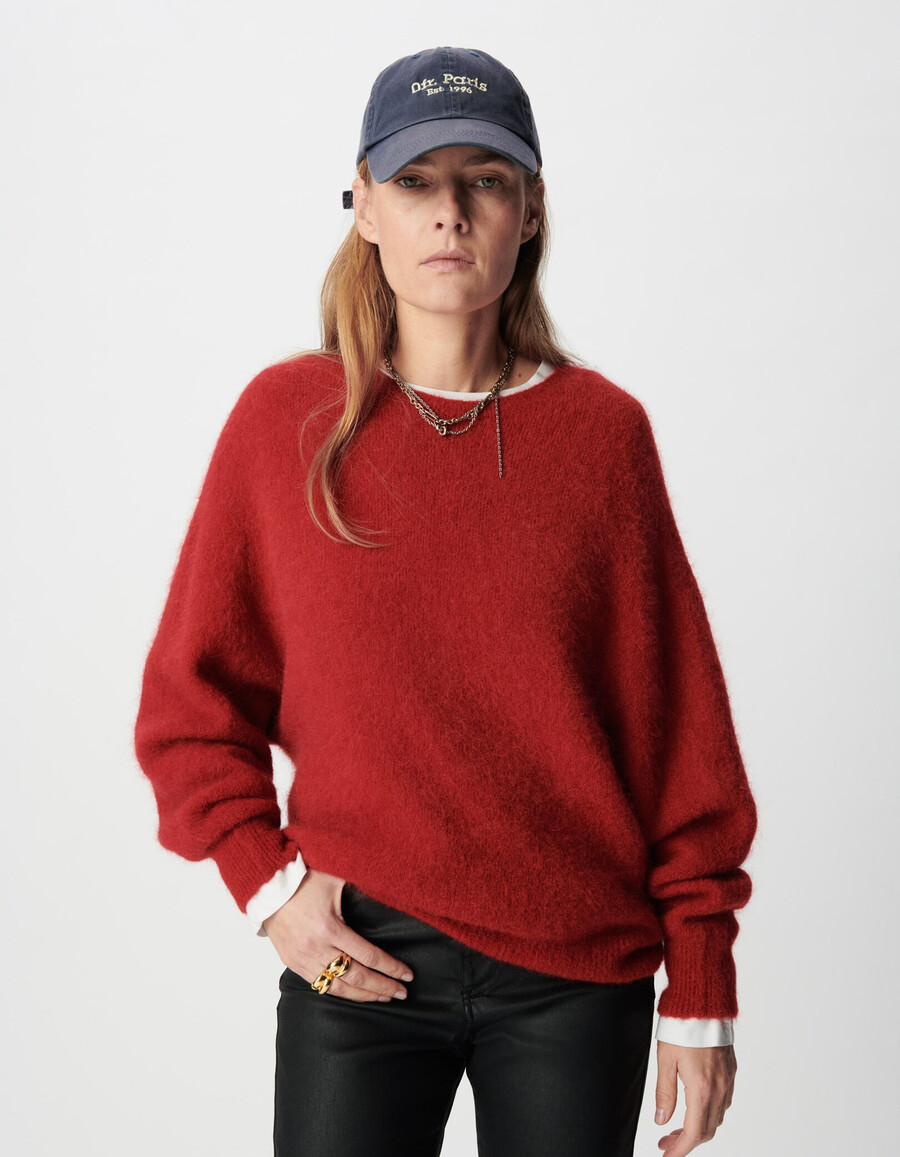 suéter de punto rojo con mangas de murciélago para mujer