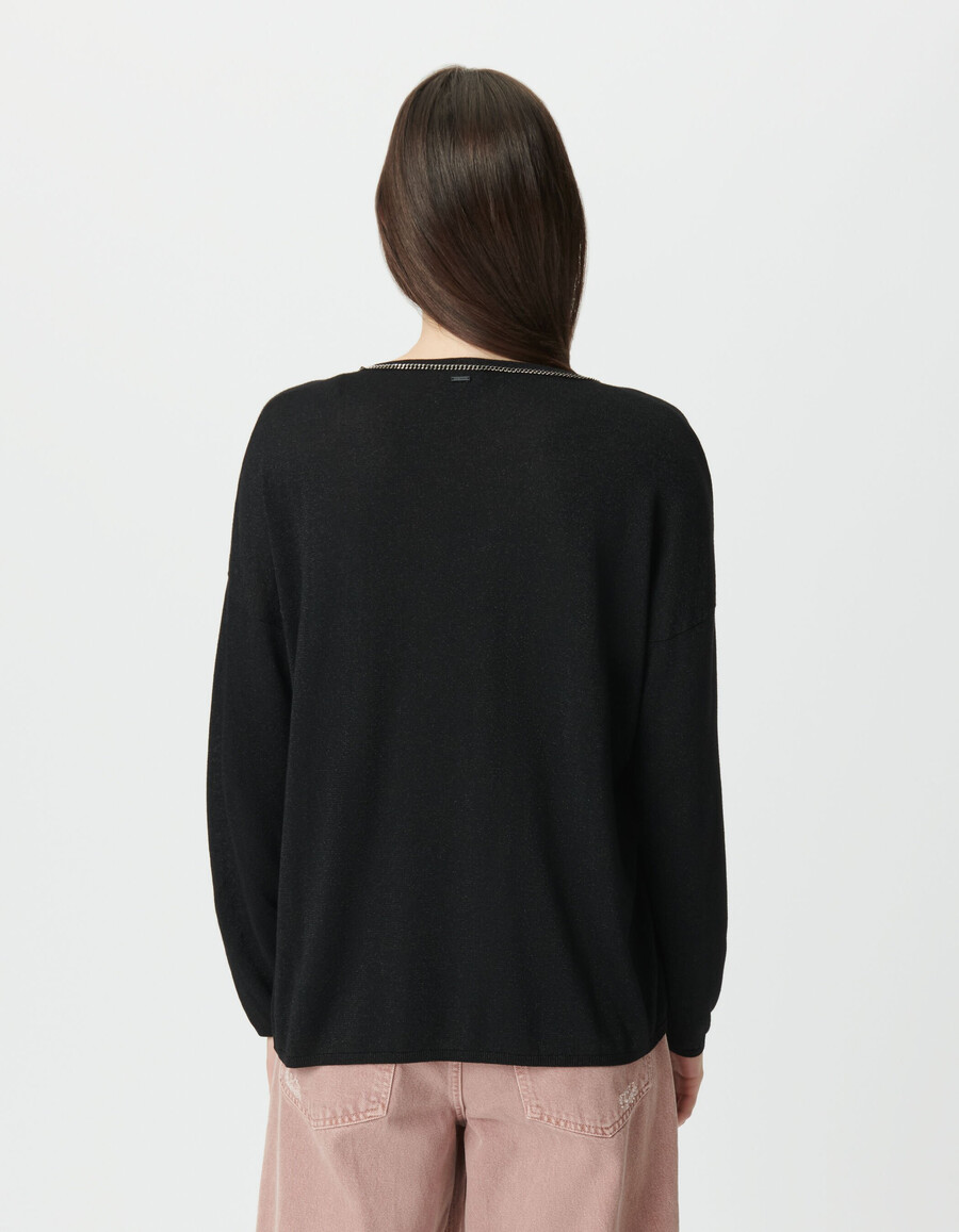 suéter de punto fino de lúrex negro para mujer con cuello joya
