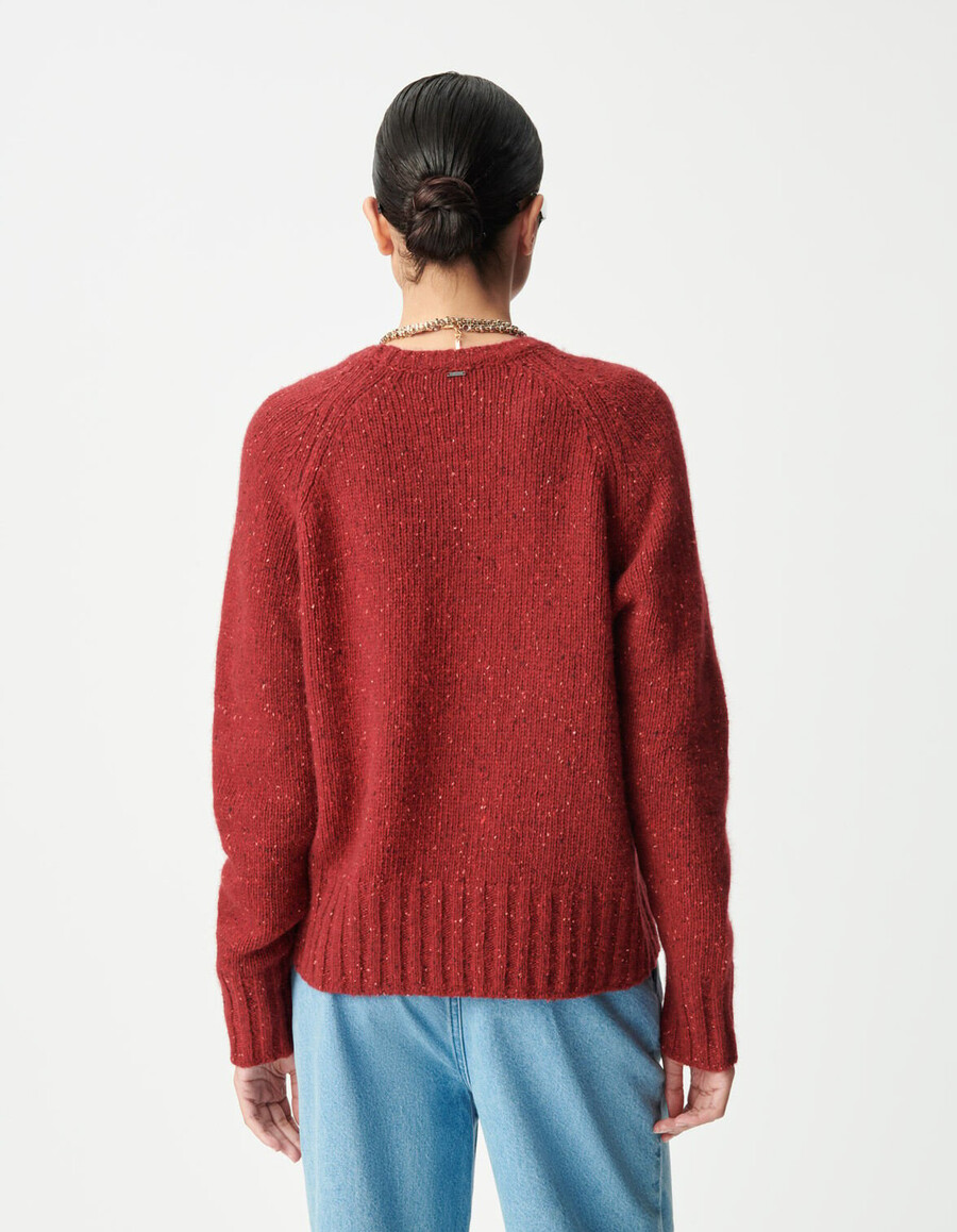 suéter de punto rojo con cuello redondo para mujer