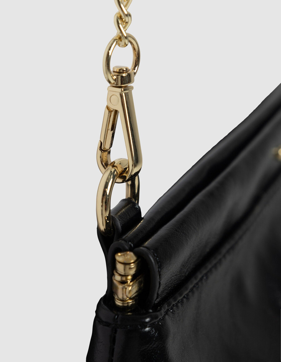 bolso de mano con flecos de piel esmaltada negra para mujer