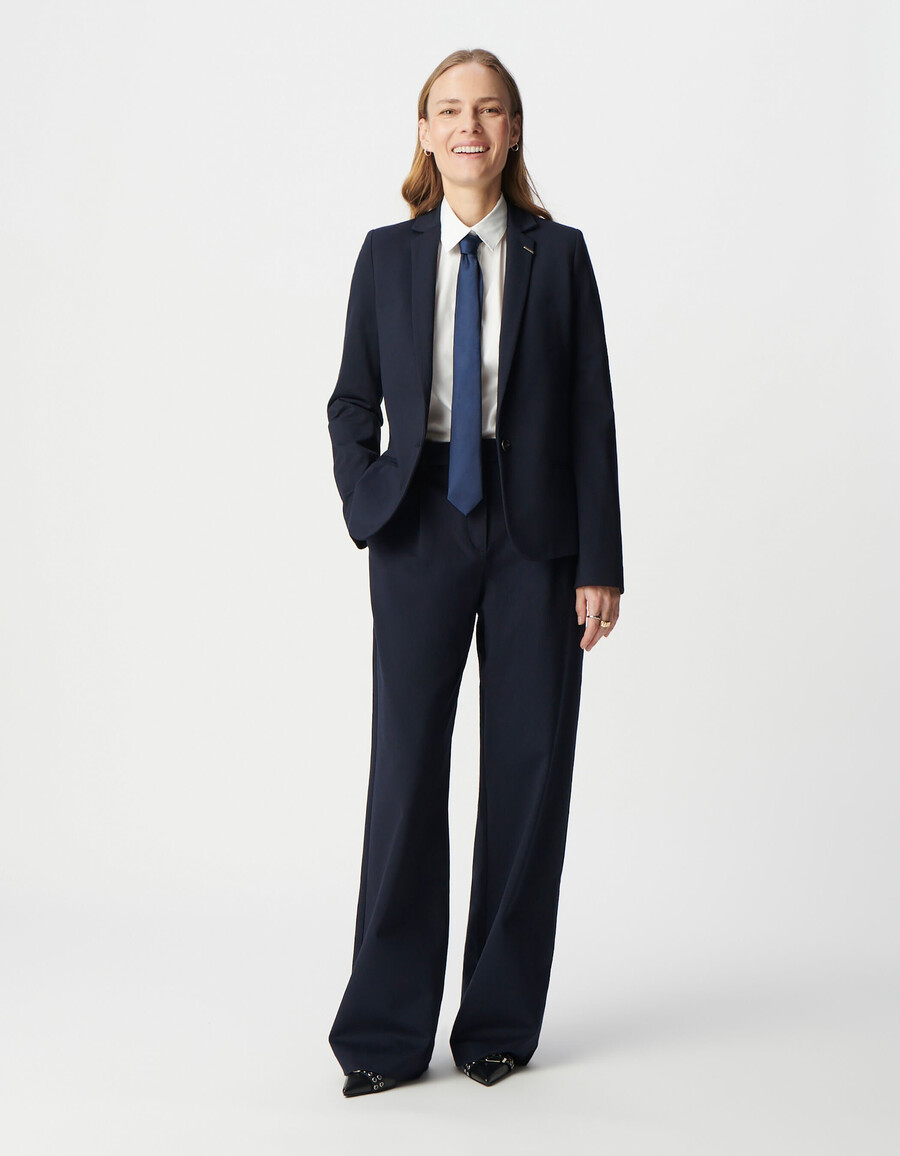 chaqueta de traje ajustada de punto milano azul marino para mujer