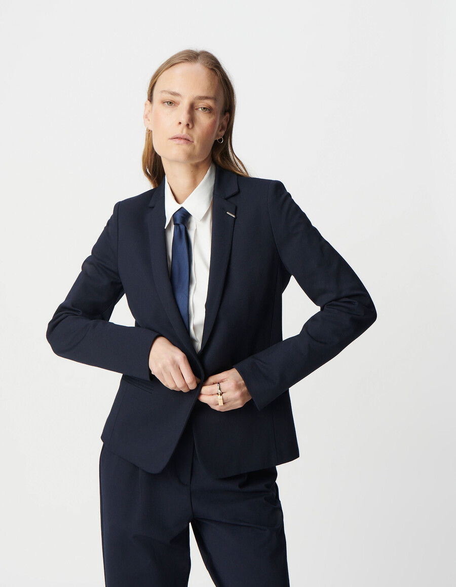 chaqueta de traje ajustada de punto milano azul marino para mujer