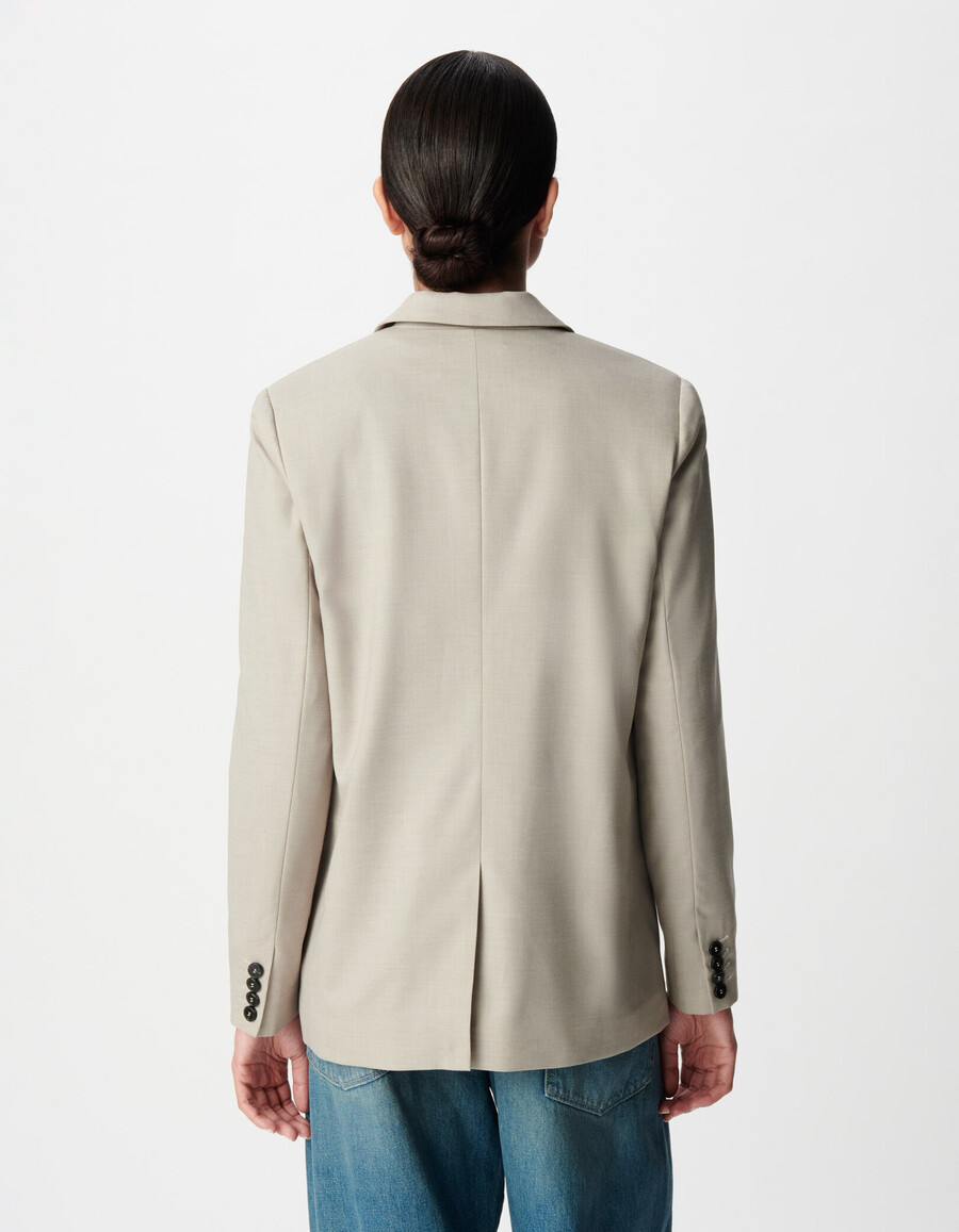 chaqueta de traje beige para mujer