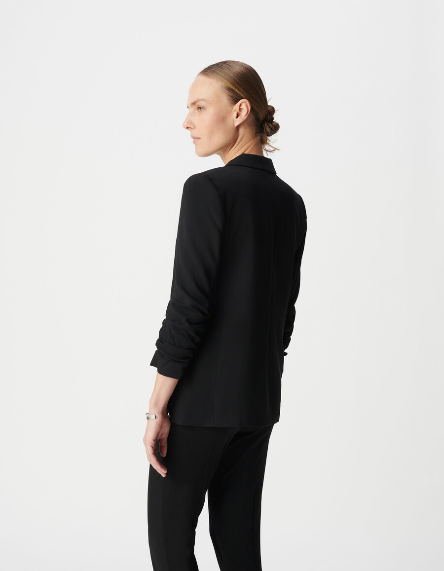 chaqueta de traje de crepé negra para mujer