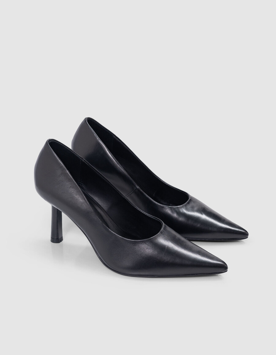 zapatos de salón de charol negro para mujer