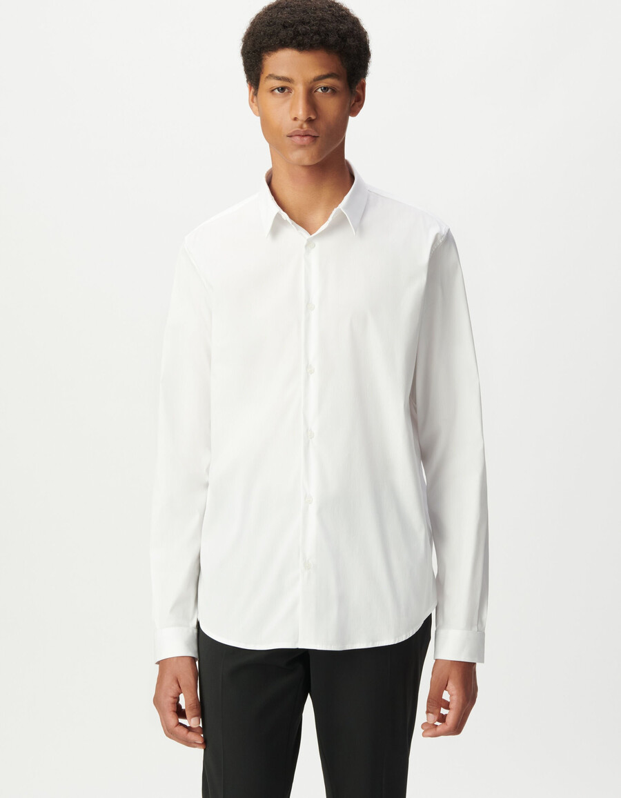 camisa ajustada de popelina blanca para hombre