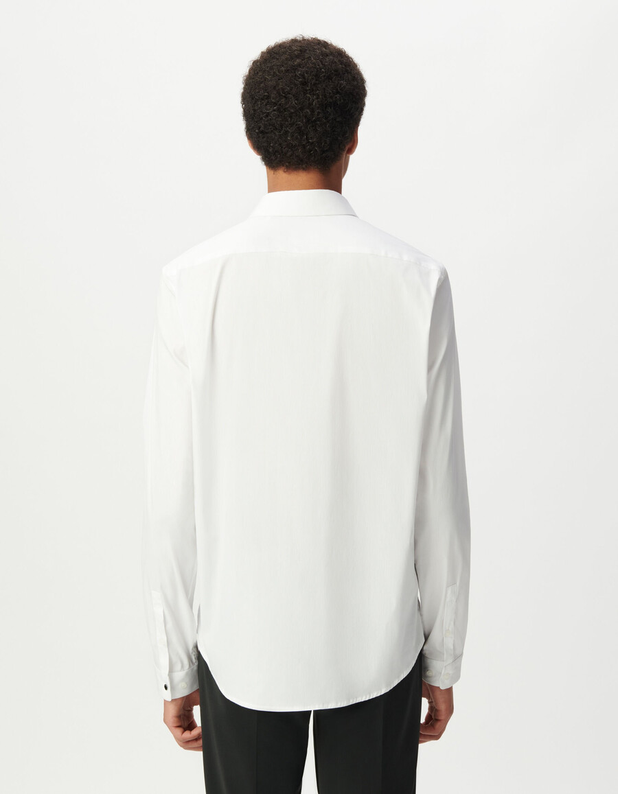 camisa ajustada de popelina blanca para hombre