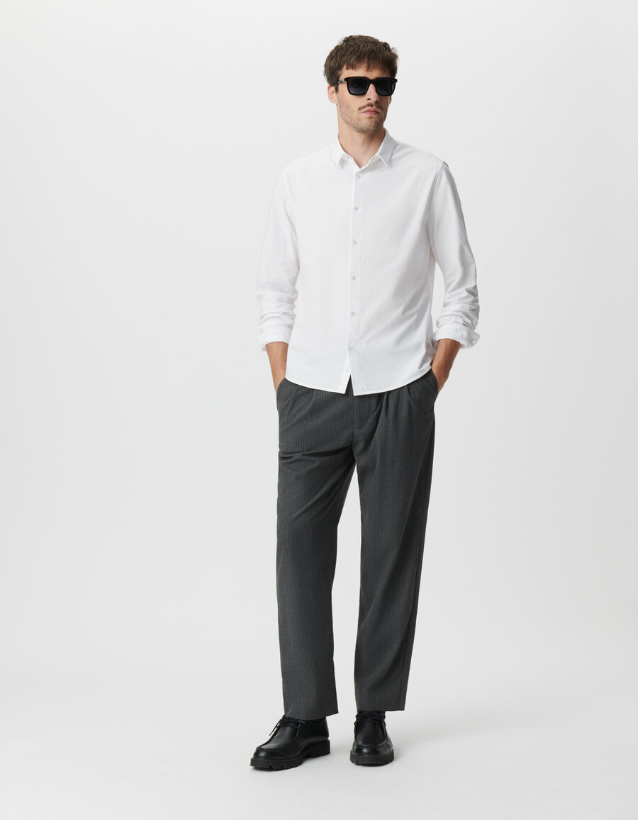 camisa blanca de punto de fácil cuidado para hombre