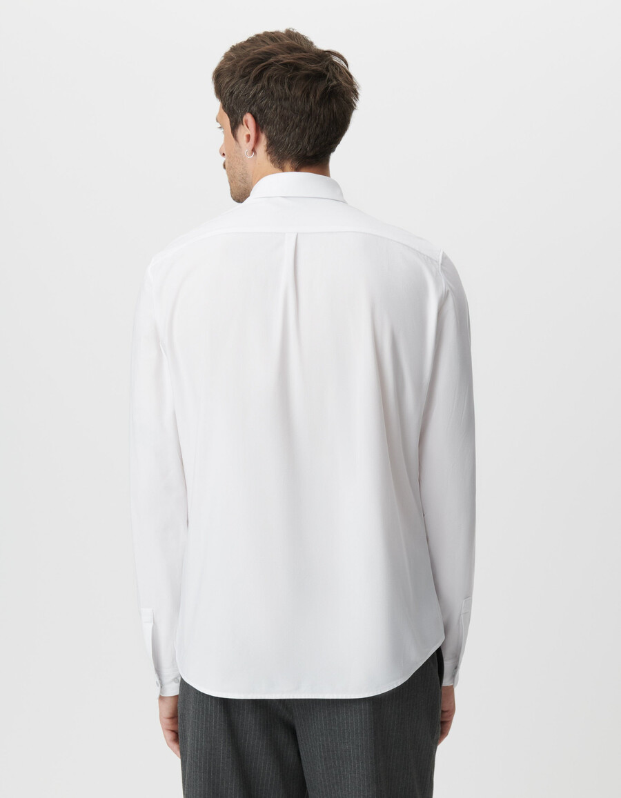 camisa blanca de punto de fácil cuidado para hombre