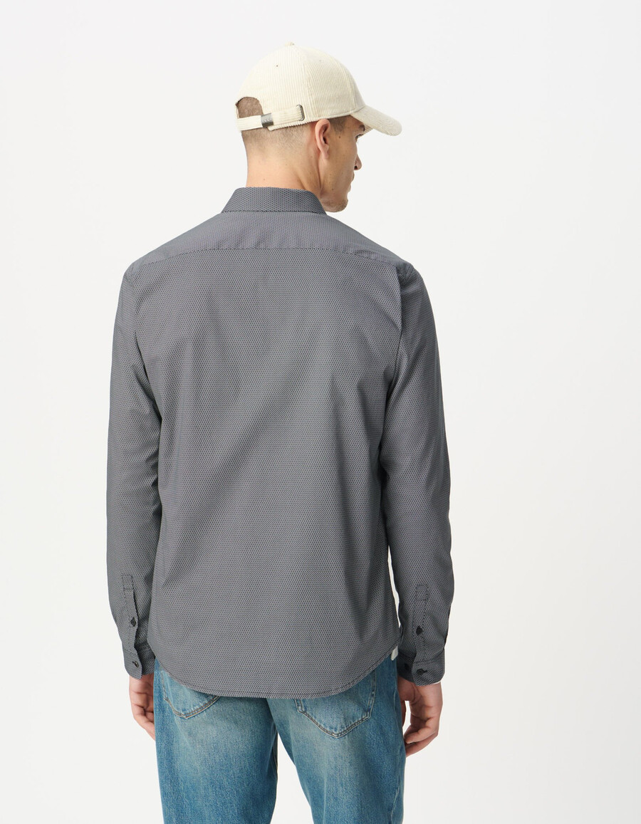 camisa ajustada azul marino para hombre con estampado minimalista