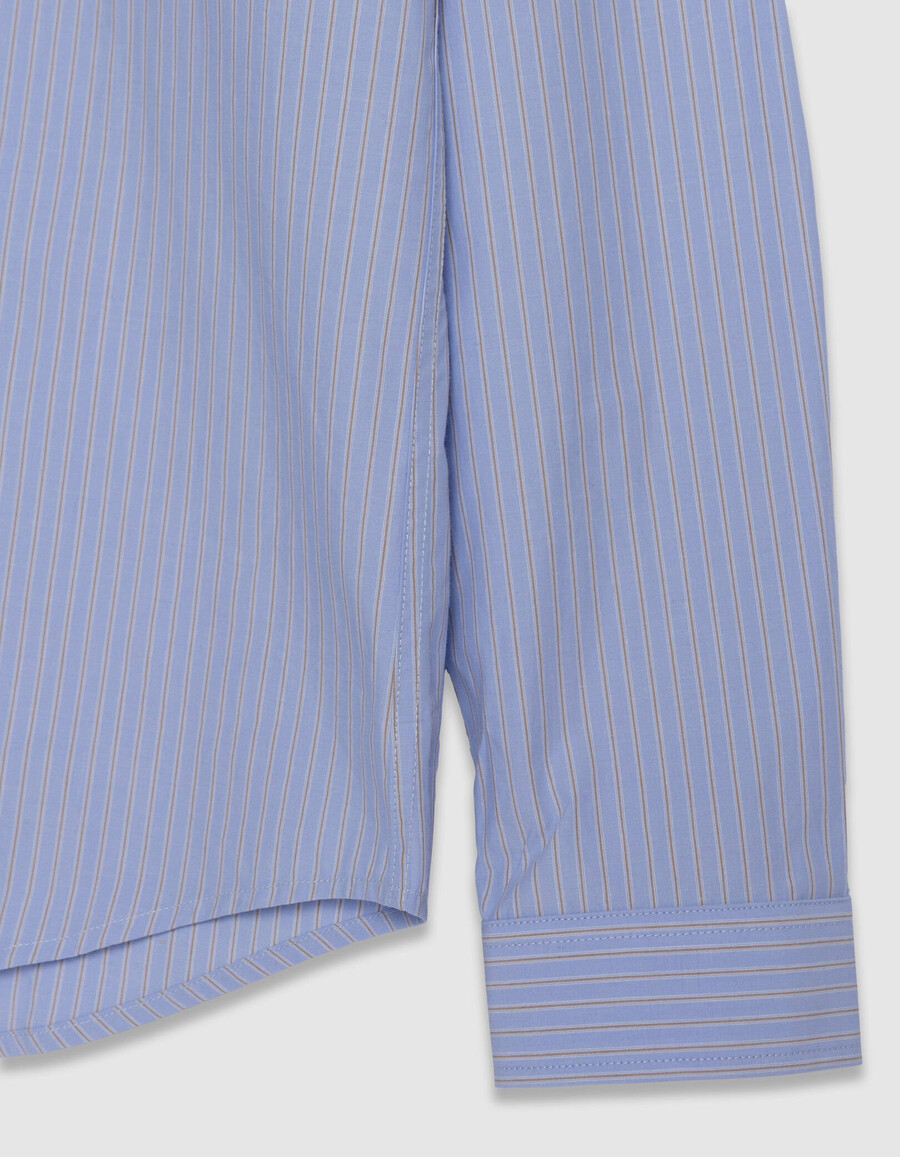 camisa azul de algodón orgánico de corte entallado para hombre
