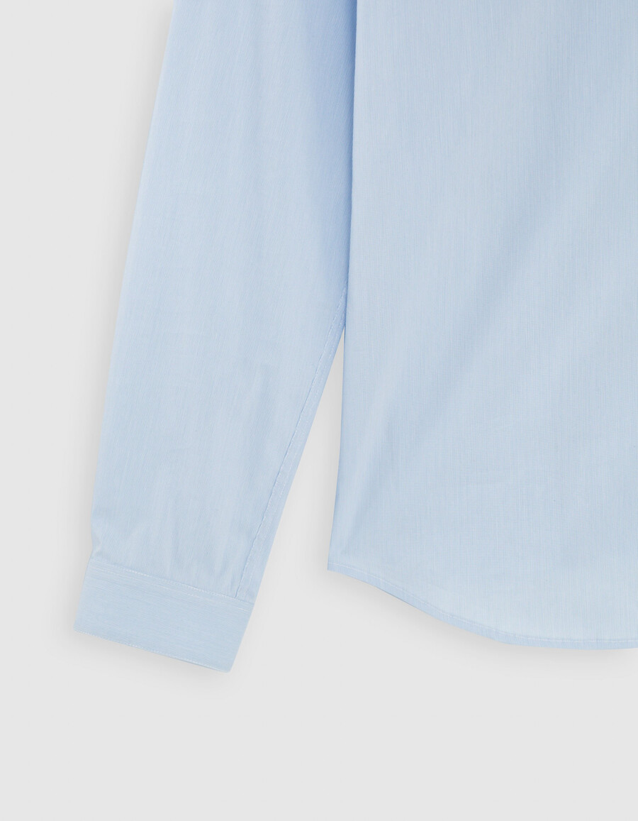 camisa ajustada de rayas finas azul cielo para hombre