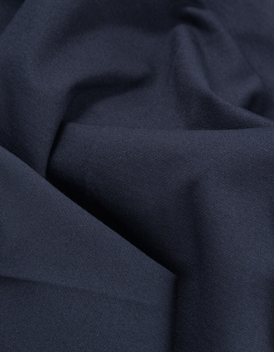 pantalones de traje ajustados de punto milano azul marino para hombre
