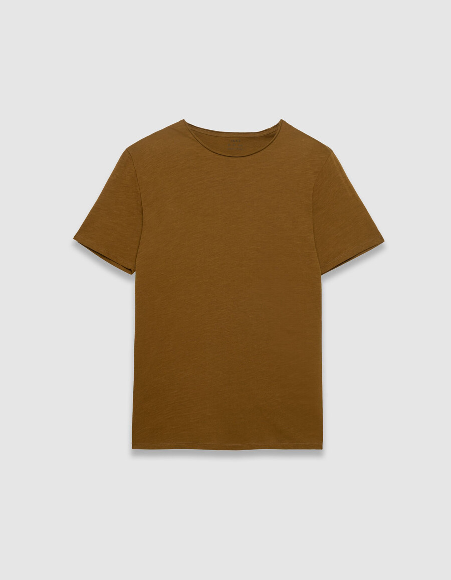camiseta de cuello redondo de algodón orgánico flameado en color ocre para hombre