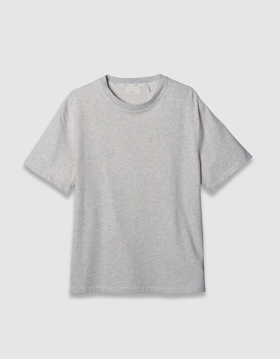 camiseta de manga corta de punto gris con diseño decorativo para hombre
