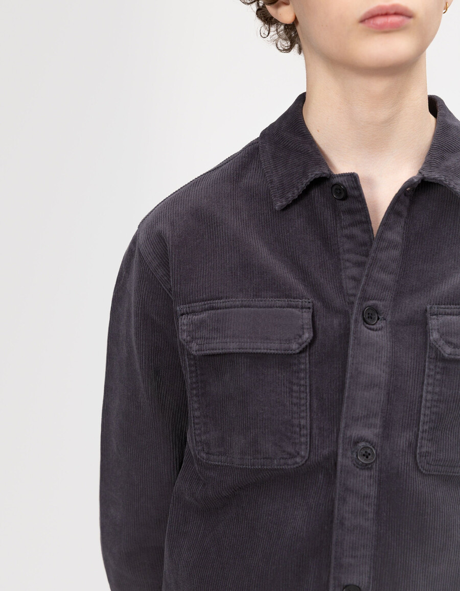 camisa de manga larga de pana gris para niño