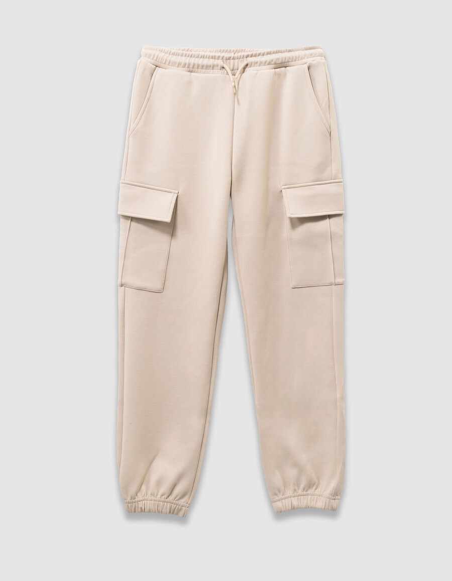 pantalones deportivos cargo beige para niño