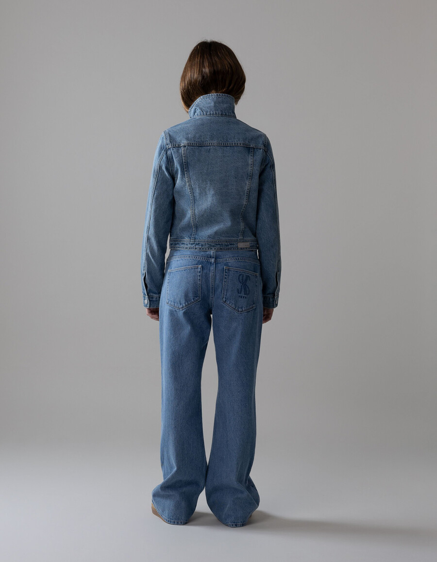 chaqueta vaquera corta azul para niña