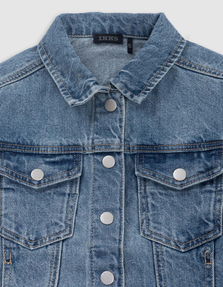 chaqueta vaquera corta azul para niña
