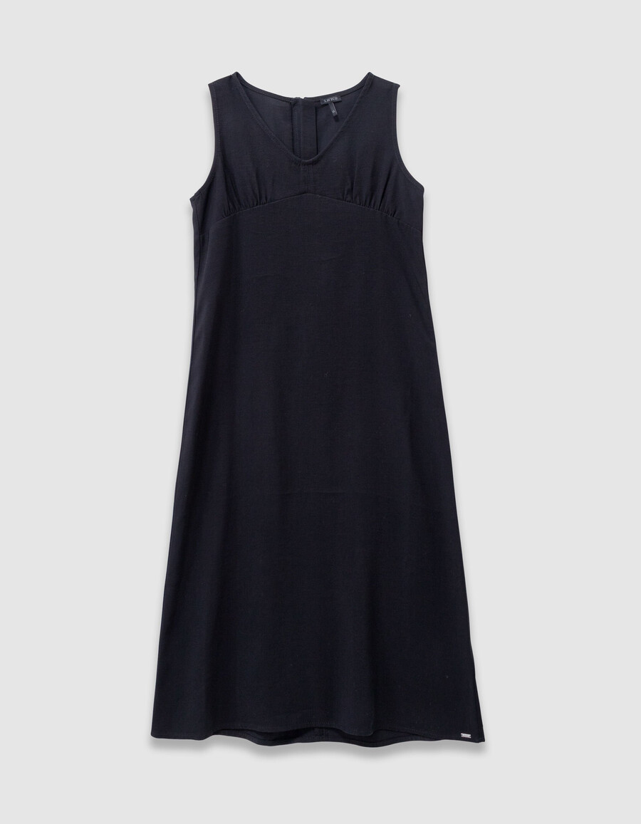 vestido midi negro 2 en 1 para niña y camiseta corta blanca