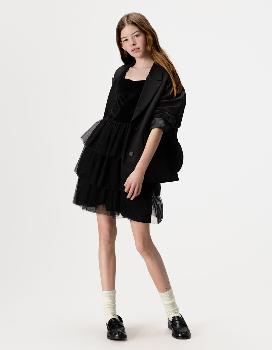 vestido bustier de terciopelo y tul negro para niña