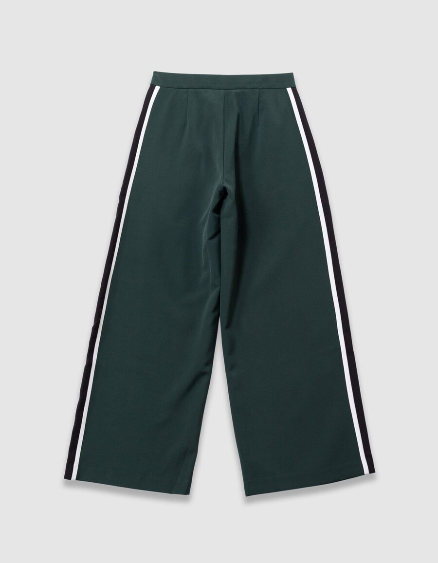 pantalones verdes fluidos para niña con bandas laterales a rayas