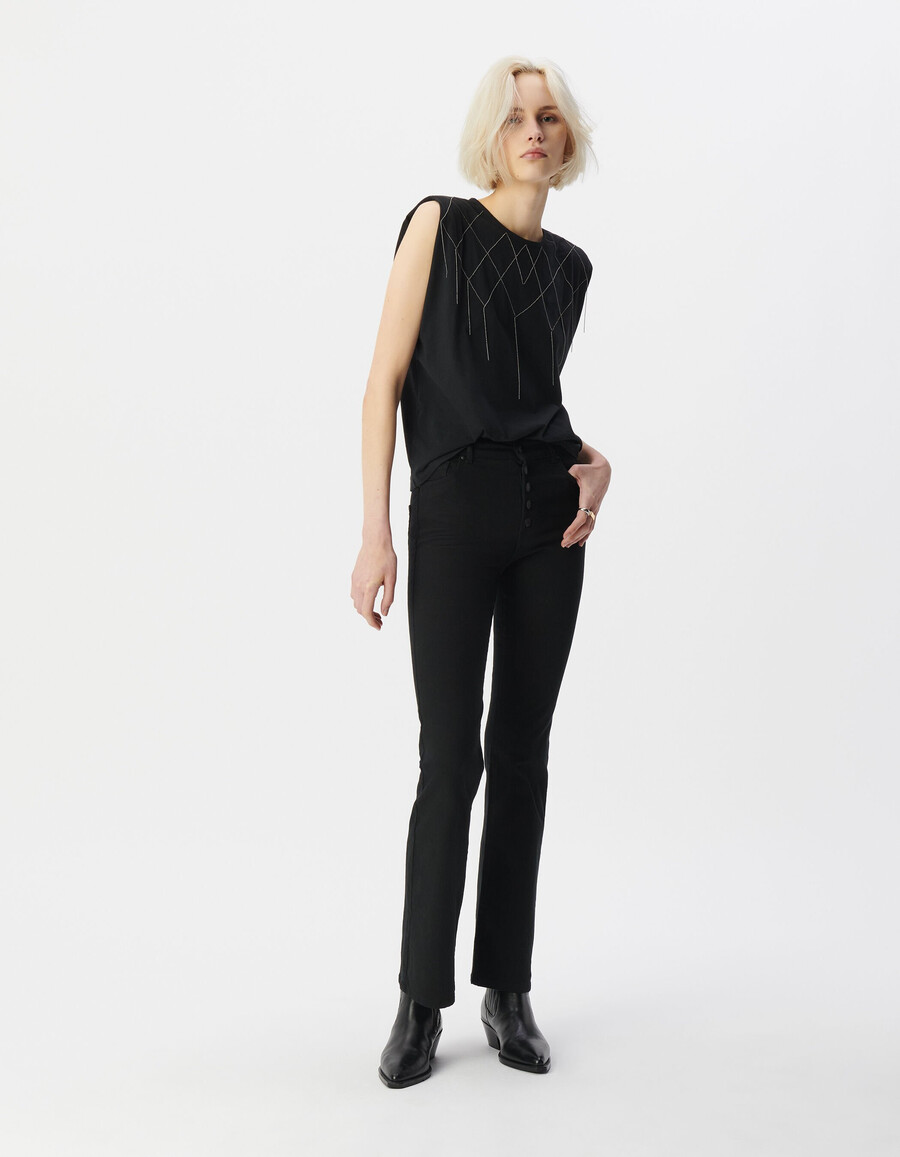 camiseta negra con charretera para mujer con decoración de microcuentas