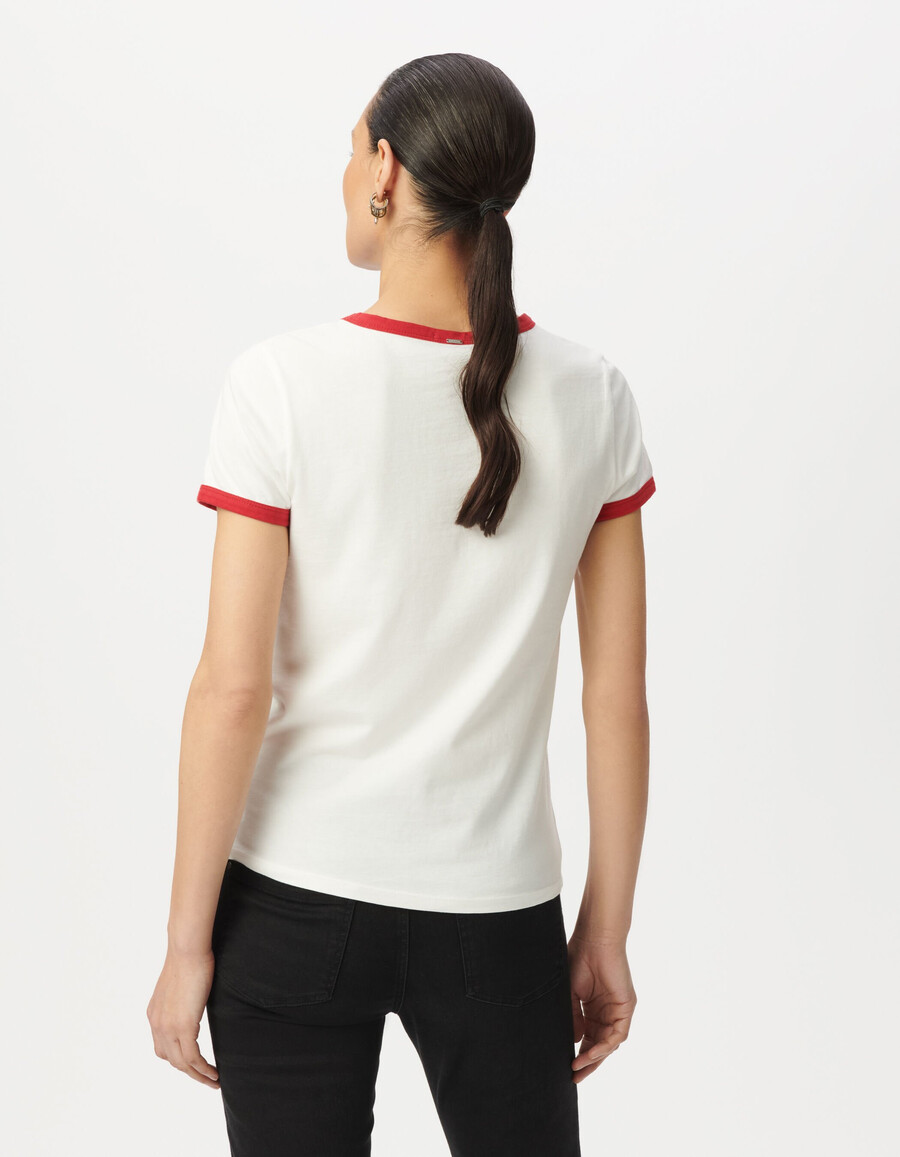 camiseta blanca de algodón orgánico para mujer rosa bordada