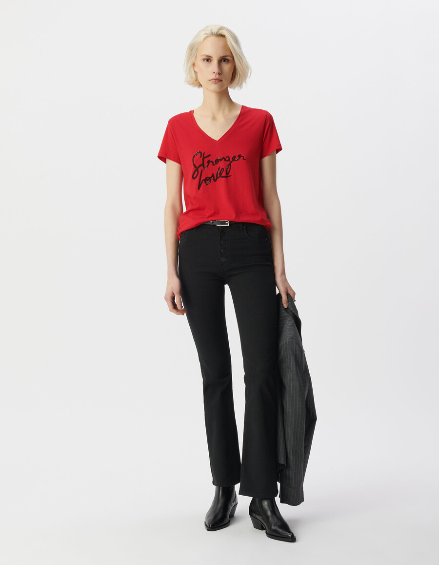 camiseta roja de manga corta para mujer con eslogan bordado