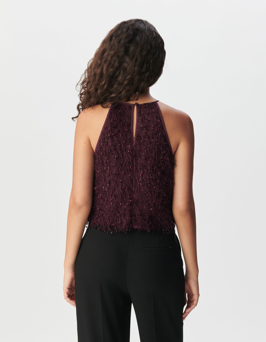 top corto sin mangas con efecto pluma color burdeos para mujer