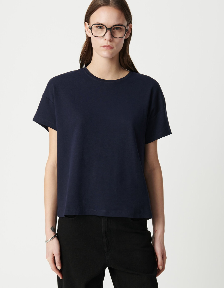 camiseta azul marino con cuello redondo y espalda bordada de chevron para mujer