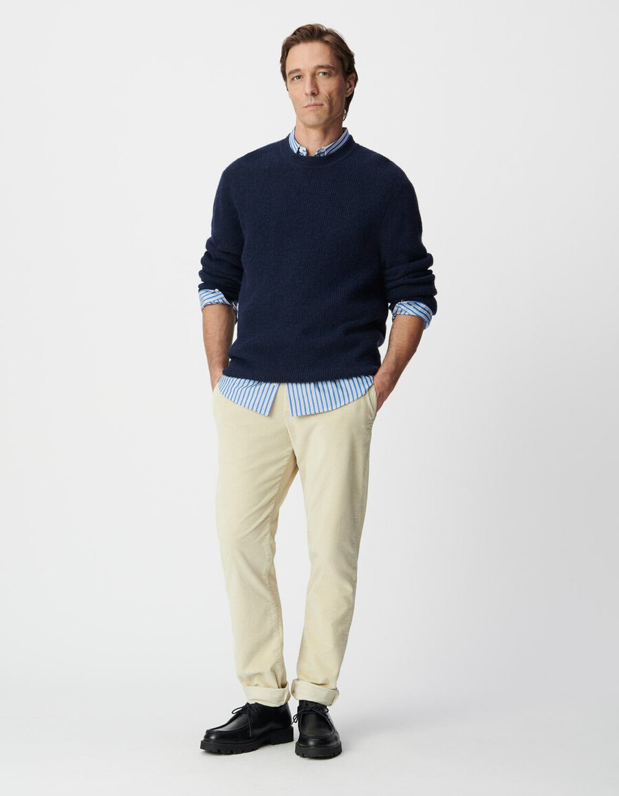pantalones deportivos de pana beige para hombre
