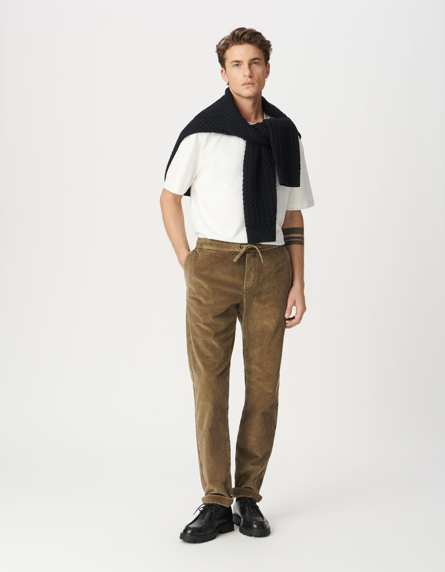pantalones deportivos de pana beige oscuro para hombre