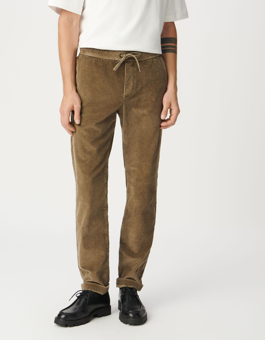 pantalones deportivos de pana beige oscuro para hombre