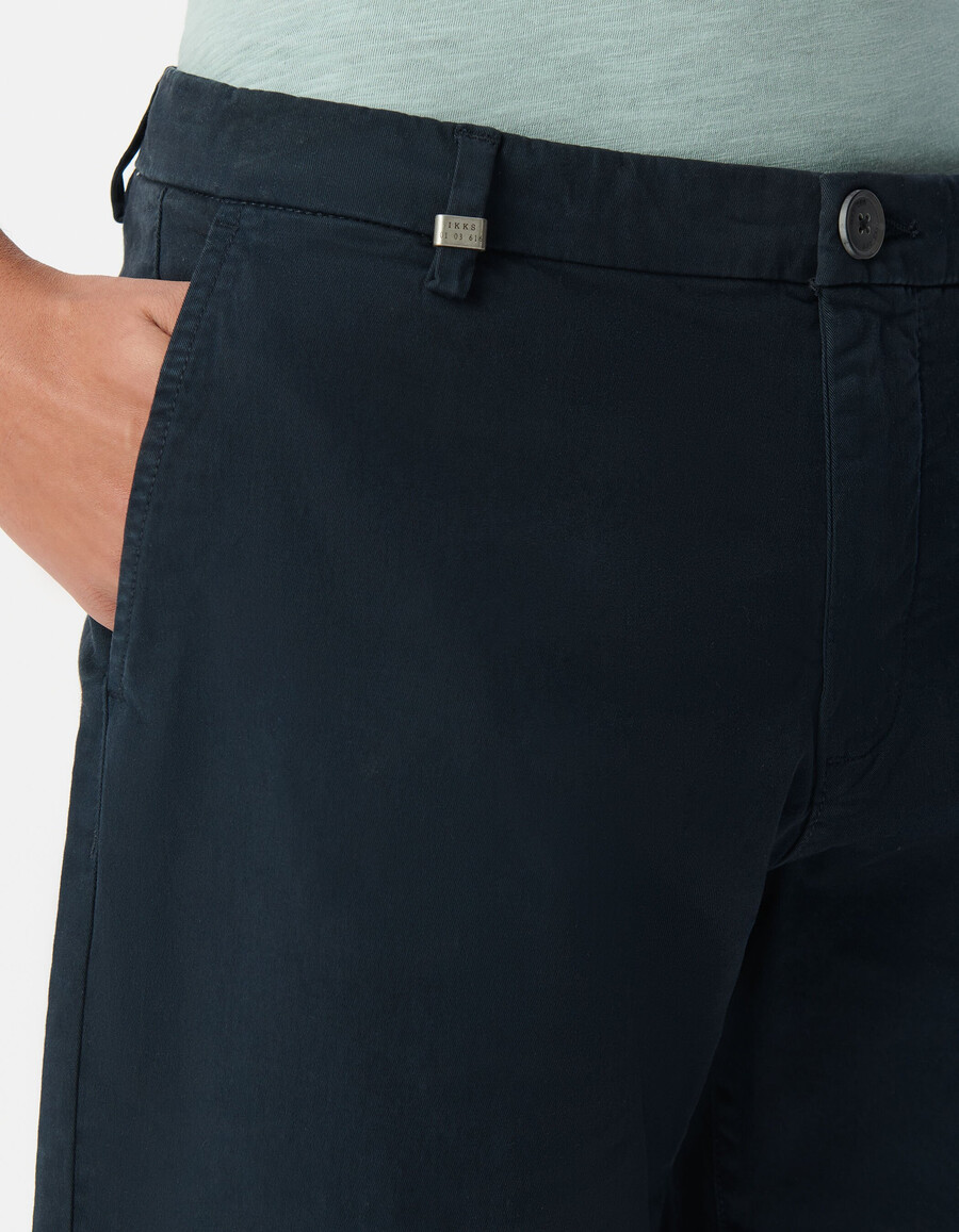 bermudas chinas azul marino para hombre