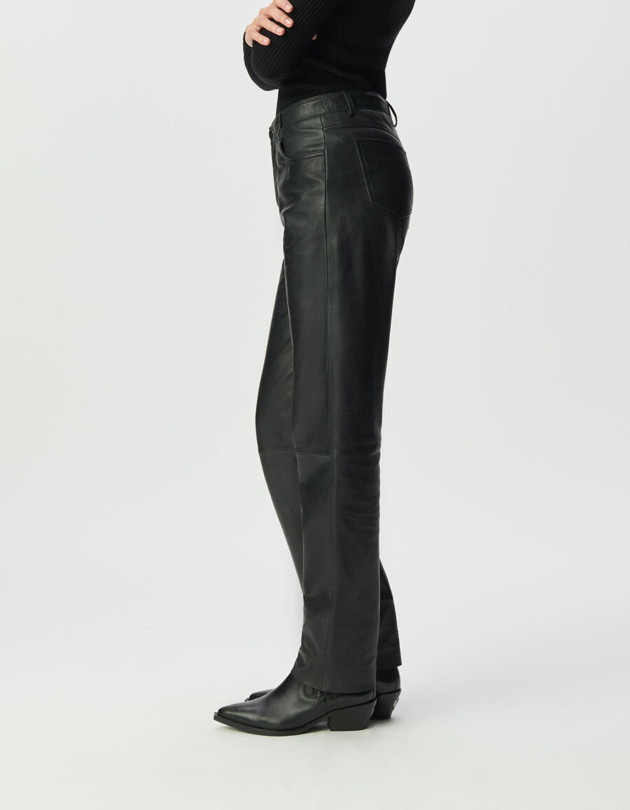 pantalones vaqueros de cuero negro para mujer