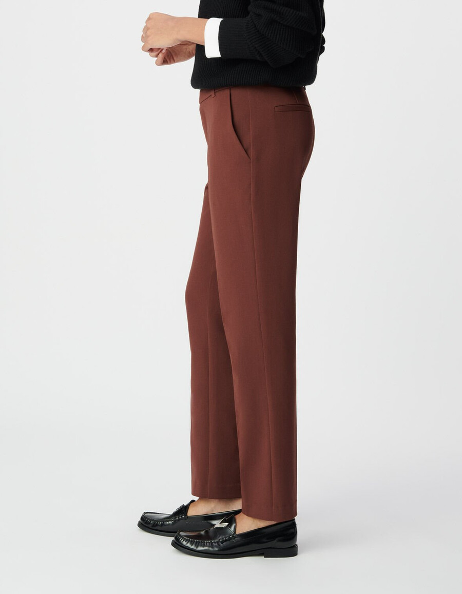 pantalones de traje ajustados marrones para mujer